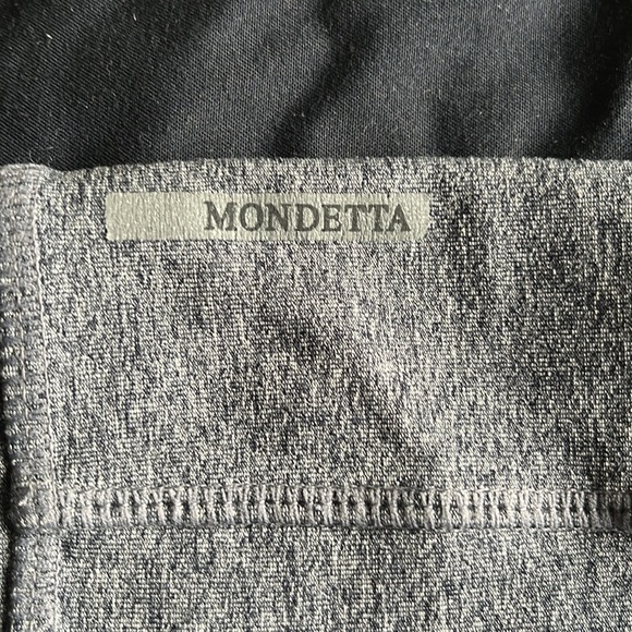Mondetta athletic capri wear. Large. - Picture 3 of 4